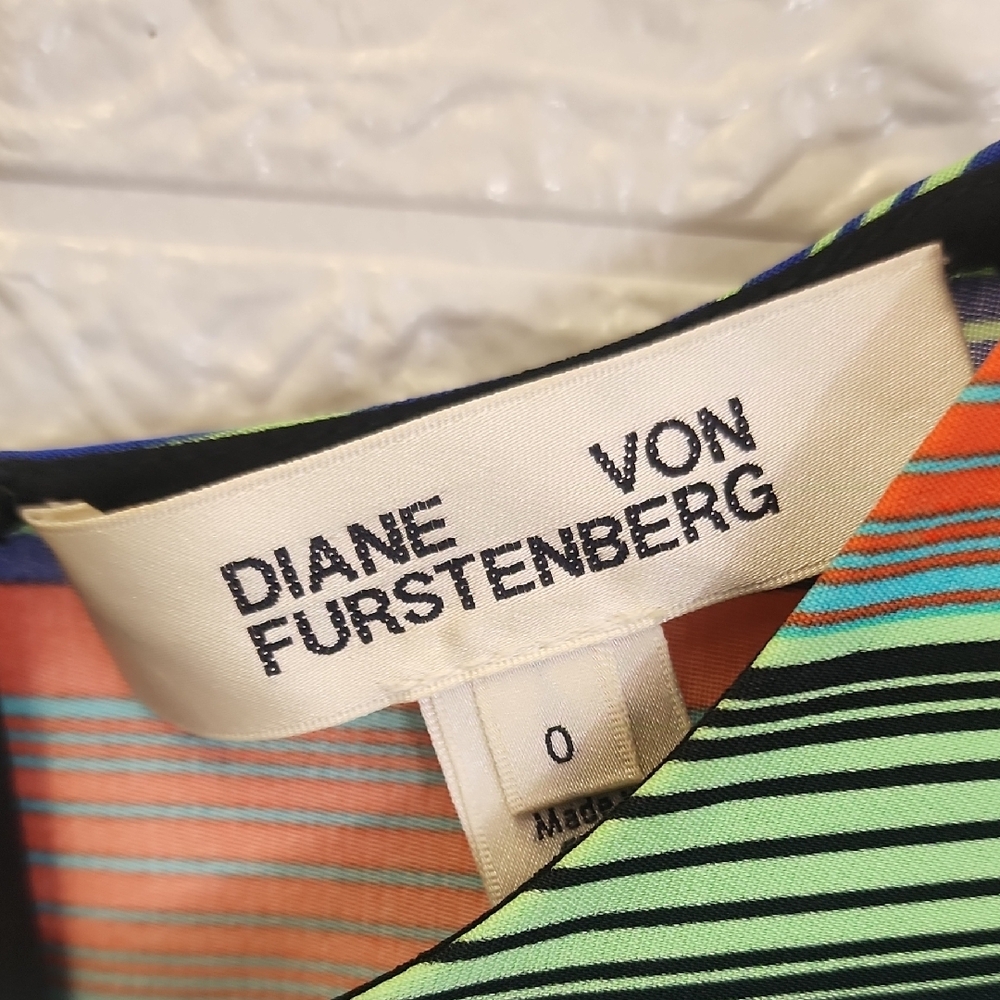 Diane Von Furstenberg Multi-Stripe Short Sleeve Mini Dress - Picture 3 of 10